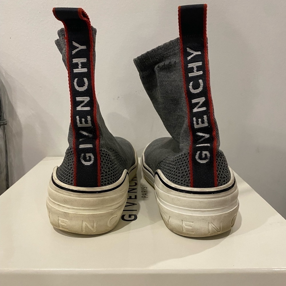 𝅺GIVENCHY ITALY MEN GEORGE v SOCK SHOES gray/white size 42